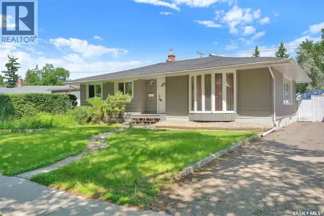 1830 Cowan CRESCENT Regina, Saskatchewan in Houses for Sale in Regina - Image 4