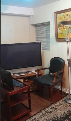 A cozy, comfortable room for rent in a house, on the main floor. A safe, family-oriented neighborhoo...