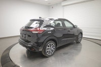 ADAPTIVE CRUISE CONTROL, HEATED FRONT SEATS, BACK-UP CAMERA, REMOTE ENGINE START, SMART DEVICE INTEG... (image 5)