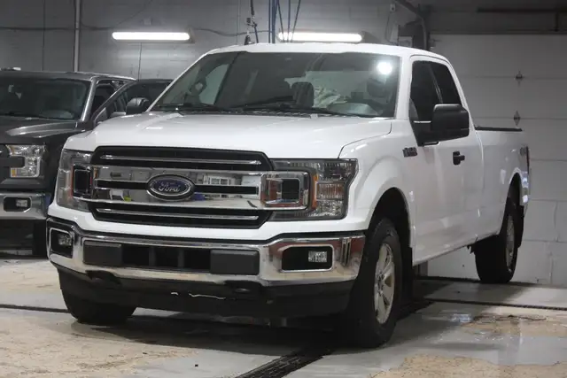 2019 Ford F-150 XLT 4X4 5.0L 8 ' BED in Cars & Trucks in City of Montréal - Image 4