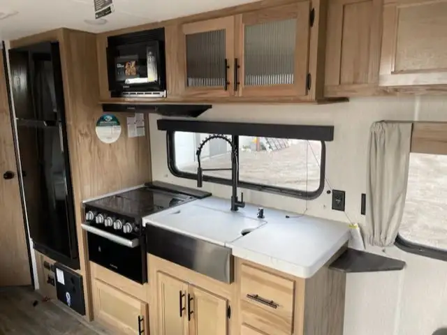 2024 FOREST RIVER GREYWOLF 26 DJSE!! BUNKS, LOADED, ONLY $31995! in RVs & Motorhomes in London - Image 13