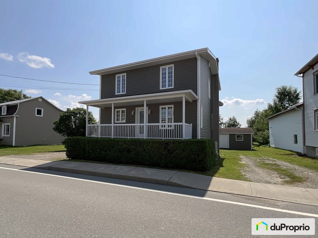$199,000 - 2 Storey for sale in St-Cyrille-De-Lessard — photo 1