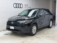 Local Trade! Only 46,255 KM!! This Toyota Corolla Cross delivers a Regular Unleaded I-4 2.0 L/121 en... (image 1)