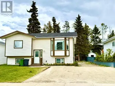 Totally finished 3 bedroom, 1 3/4 bath bi-level on quiet family street. Top floor has living room wi...