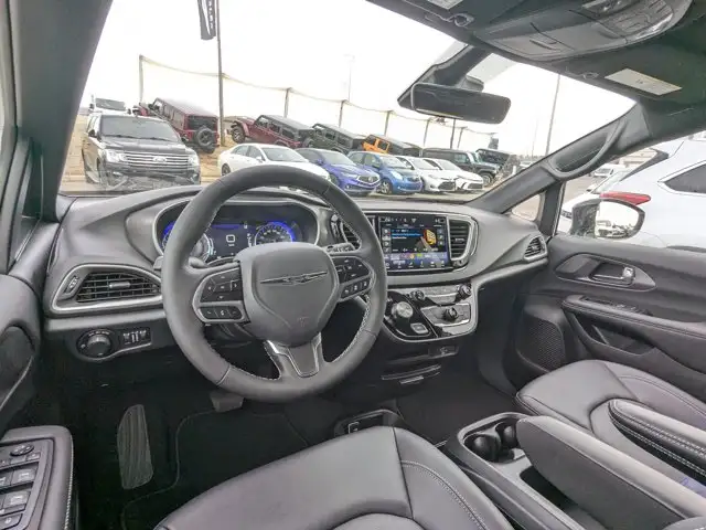 2026 Chrysler Grand Caravan SXT * Power Liftgate - in Cars & Trucks in Calgary - Image 25