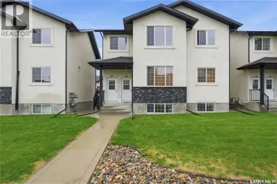 Welcome to 39-4640 Harbour Landing Drive. This well-kept condo offers an impressive 1,104 sq ft of l...