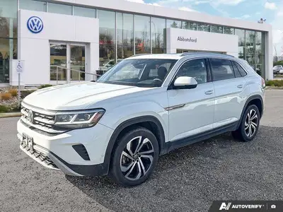 This Volkswagen Atlas Cross Sport boasts a Regular Unleaded V-6 3.6 L/220 engine powering this Autom...