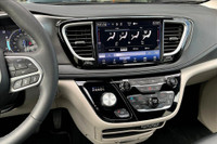 . . . . 3.6 L 6 Cyl Engine Vehicle Options: Leather Interior, Adaptive Cruise Control, Blind Spot Mo... (image 5)