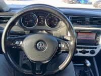 2015 Volkswagen Jetta Sedan : : Low Mileage | 140,627 km 1.8L Turbo I4 Engine – FWD – Aftermarket So... (image 6)