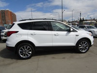 Thanks for viewing our South View Motors Inventory! 2019 FORD ESCAPE FWD SEL PKG + APPLE CARPLAY + S... (image 4)