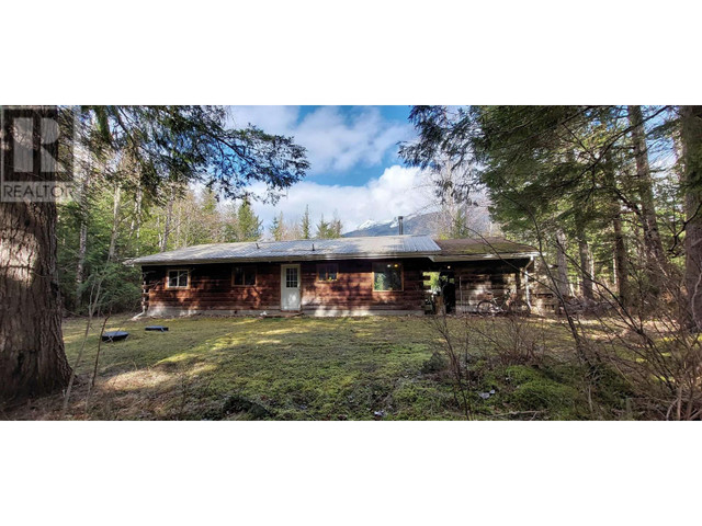 2637 GIBBS ROAD Hagensborg, British Columbia in Houses for Sale in Port Hardy / Port McNeill