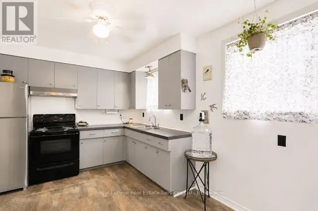 334 TRAGINA AVENUE N Hamilton (Homeside), Ontario in Houses for Sale in Oakville / Halton Region - Image 16