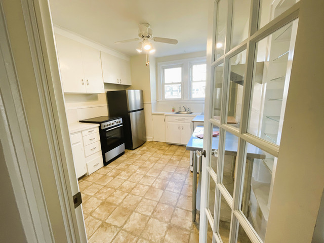 24-019 Charming  flat near Quinpool Rd  all utilities included in Long Term Rentals in City of Halifax - Image 3