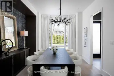 11 THURLOE AVENUE Toronto (Mount Pleasant West), Ontario