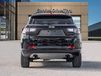 *Low Mileage, Sunroof, Premium Audio, Uconnect 5 Nav w/10.1 inch Display!* With outstanding off-road... (image 5)