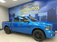 RAM 1500 CLASSIC 2023 EXPRESS NIGHT EDITION V8 5.7 LITRES HEMI 4X4 CREW-CAB BOITE 5.7 PIEDS TOUT ÉQU... (image 1)