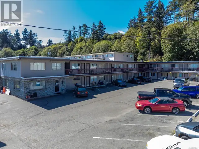 920 Island Hwy S Campbell River, British Columbia dans Espaces commerciaux et bureaux à vendre dans Campbell River - Image 3