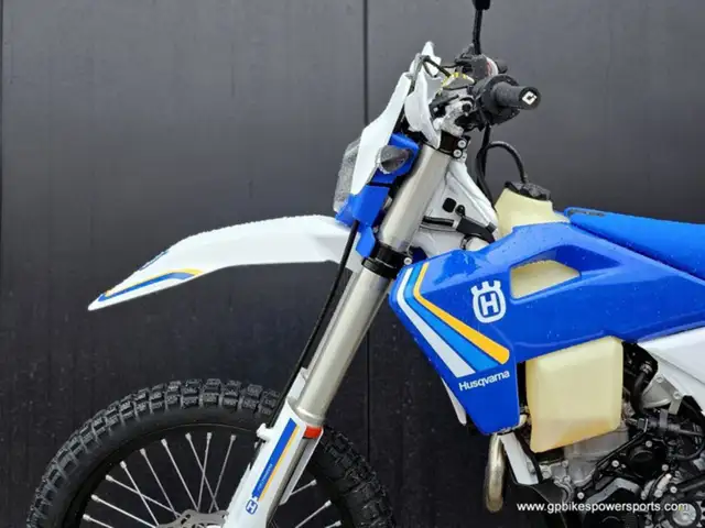 2025 Husqvarna FE 350S Heritage in Dirt Bikes & Motocross in Oshawa / Durham Region - Image 17