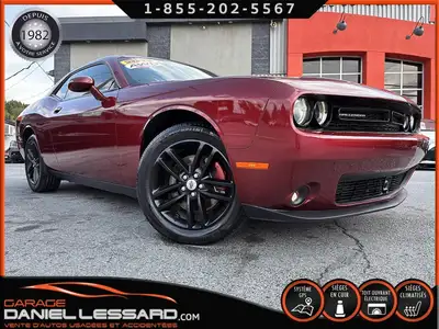 DODGE CHALLENGER SXT PLUS AWD TOIT CUIR GPS 3.6L MAG 19" ALPINE CRUISE ADAPTATIF SIÈGES VENTILÉ POUR...