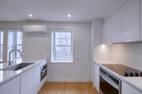Renovated Akelius two bedroom apartment for rent. Located near Sherbrooke in the Westmount neighborh... (image 1)