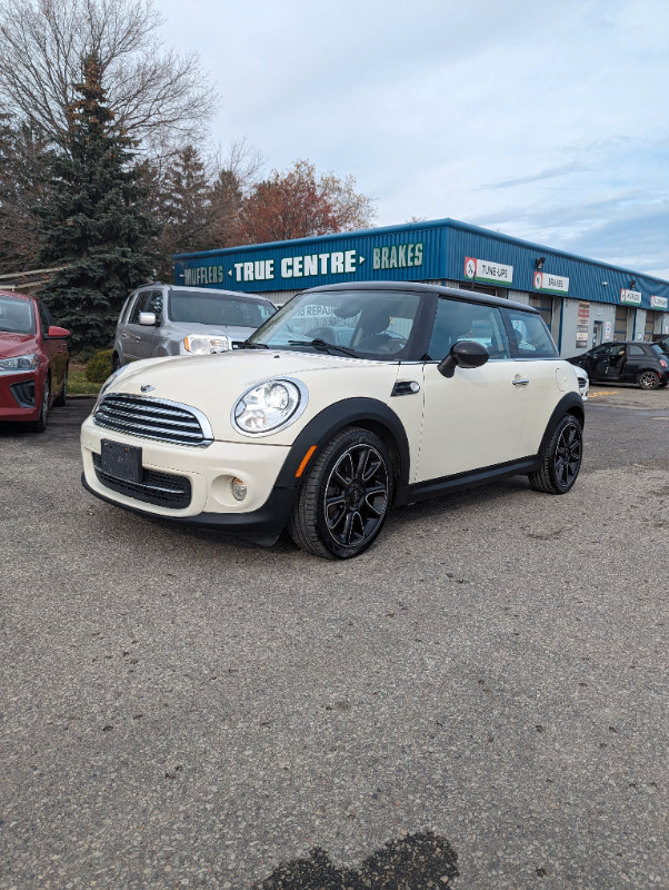 *PRICE DROP* 2011 Mini Cooper * Low Kms Great Condition!!* in Cars & Trucks in Guelph