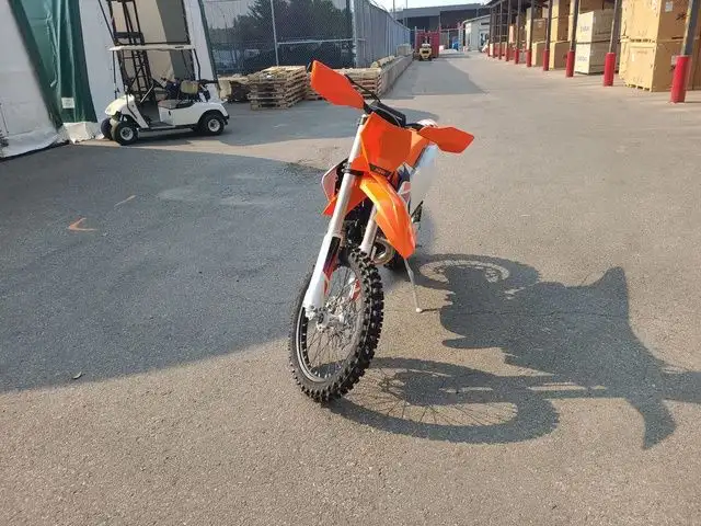 2024 KTM 250 XC in Dirt Bikes & Motocross in Calgary - Image 8