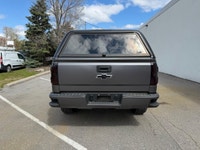 All vehicles come with a full vehicle History Report, ask to see it! T2015 GMC 1500 four-door featur... (image 6)