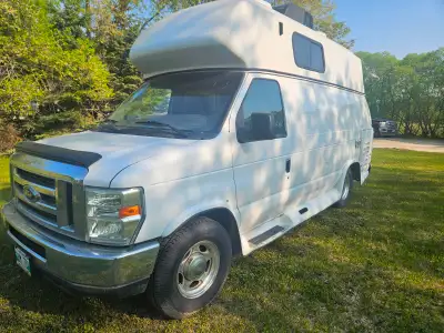 2010 Ford E350 Wag n Tails conversion Grooming van for sale: 177,588 miles. (285,800 KM) Regularly m...