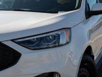 Prices excludes GST and cost/charges associated with financing.CARFAX Link:https://vhr.carfax.ca/?id... (image 3)