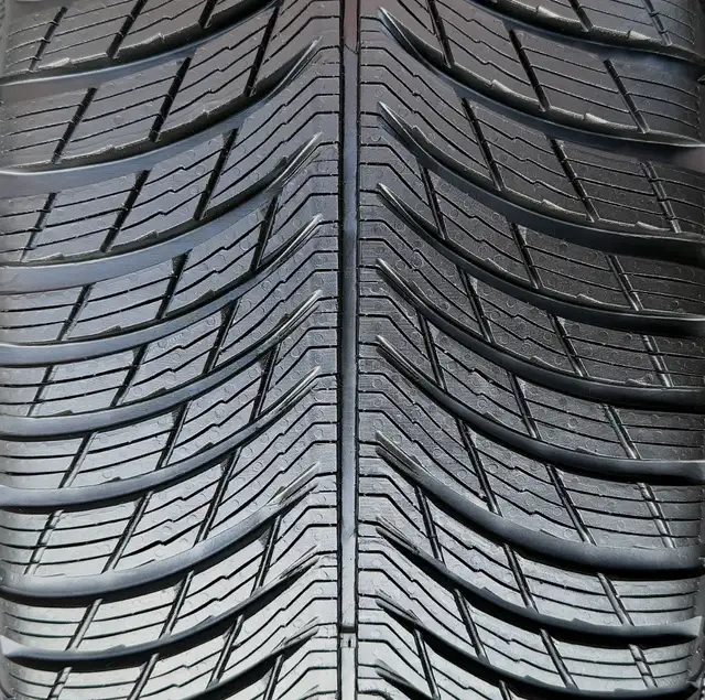 (NEW) 4x Porsche Macan EV Electric 21" OEM Winter Wheels Package in Tires & Rims in City of Toronto - Image 11