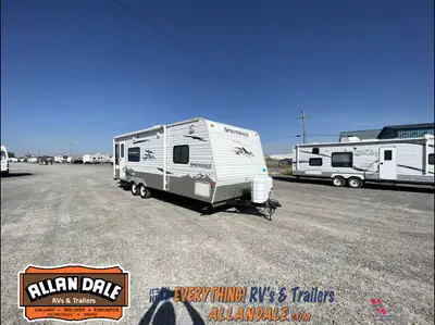 2010 Keystone Springdale 256RLL 28' Rear Living Travel Trailer, Sleeps 6, Sofa Bed & Full Kitchen! 2...