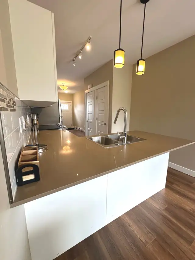 2-Bedroom 2-Bathroom l 103-110 Baxter Avenue l Townhouse in Long Term Rentals in Kitimat - Image 8