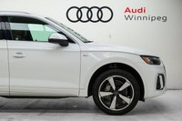 It's easy to see why the Q5 is one of the best selling SUV's in it's class! This low KM, locally own... (image 4)
