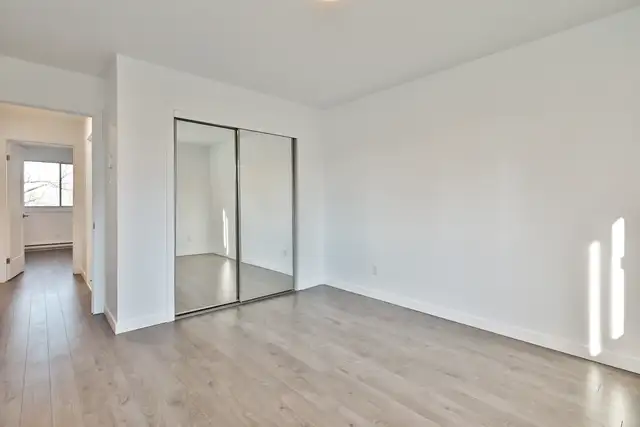 4 1/2 EAU CHAUD INCL  PARC LAURIER LONGUEUIL in Long Term Rentals in Longueuil / South Shore - Image 5