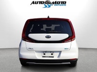 SAFETY INCLUDED ACCIDENT FREE ONE OWNER 2nd WINTER SET LOW KMS Very Clean Kia Soul EV LIMITED with A... (image 4)