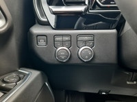 Engine: 5.3L ECOTEC3 V8 L/100Km City: 15.9 L/100Km Hwy: 13.0 Safety Equipment Airbags, Dual-stage fr... (image 9)