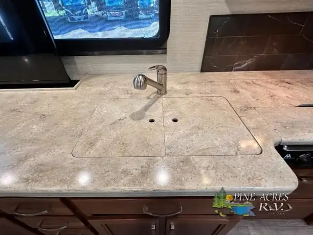 2018 Jayco Precept 35S Washer / Dryer Combo in RVs & Motorhomes in Moncton - Image 29