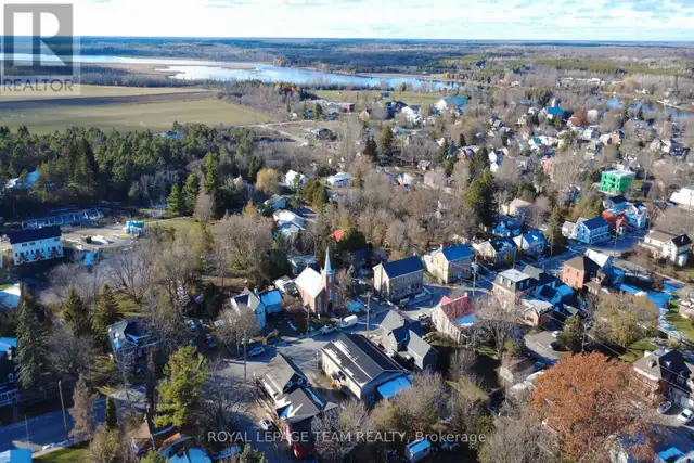 629 ST LAWRENCE STREET Merrickville-Wolford, Ontario in Commercial & Office Space for Sale in Ottawa - Image 33