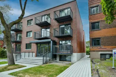 Newly renovated one bed one bath near UDEM - ID 2809