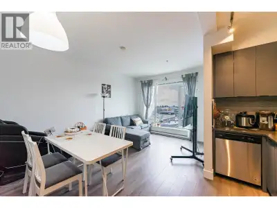 Penthouse living at its best! This top-floor home offers exceptional quiet and privacy while being j...