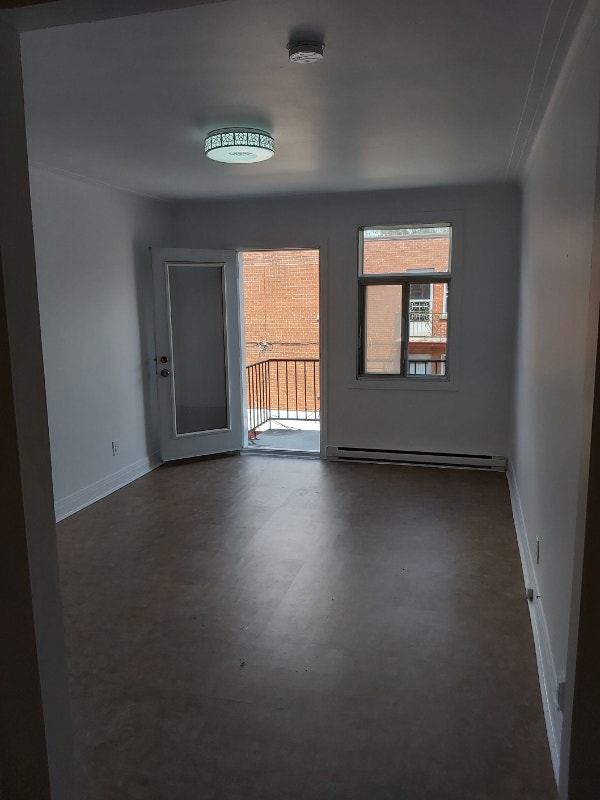 "3.5" NDG Parking, Fridge, Stove 957 11 Locations longue durée