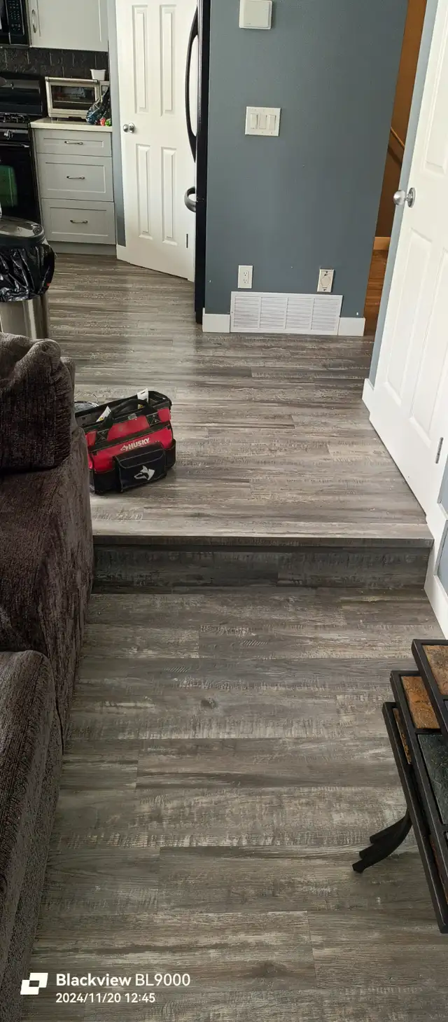 Flooring installer, Vinyl plank, Hardwood, repair flooring, in Renovations, General Contracting & Handyman in Calgary - Image 3