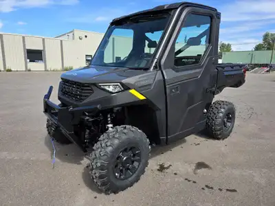 Engine Type: Parallel Twin Displacement: 60.9 cu. in. (999 cc) Bore and Stroke: Bore: 3.66 in. (93 m...