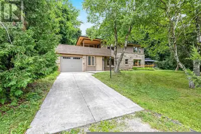 Tucked away down a private laneway in a quiet cul-de-sac affectionately known as Happy Valley, this...