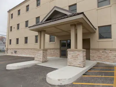 TIMMINS - AVAILABLE AUGUST 2025 - ALL INCLUSIVE - 1 BEDROOM UNIT