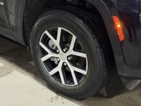 Crowfoot Hyundai, AMVIC Licensed Dealer The 2024 Jeep Grand Cherokee Limited is a highly popular, we... (image 4)