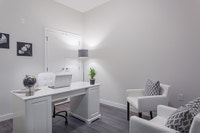 Stunning suites at Lynn Creek Apartments in North Vancouver-Call Today! Current Incentives: $500 Sec... (image 6)