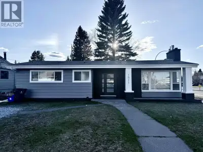 PRIME LOCATION ACROSS FROM THE HOSPITAL! Welcome to this beautifully maintained family home in the h...