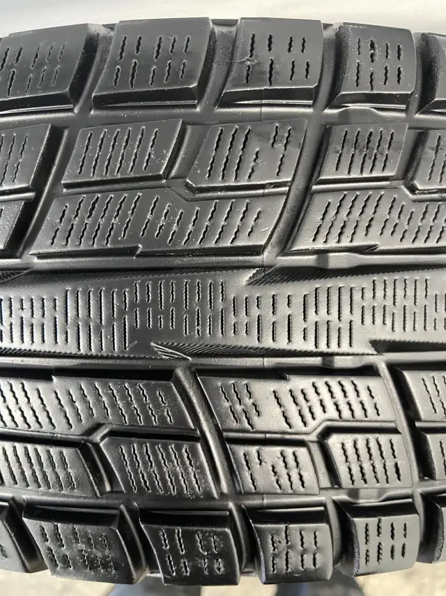 Pair2️⃣:  215/65R16 98T  Yokohama iceGUARD iG51v Winter Tires. in Tires & Rims in Mississauga / Peel Region - Image 9