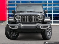 This Jeep Wrangler has a trusty ERC 3.6L Pentastar(TM) VVT V6 engine w/ESS engine powering this Auto... (image 1)